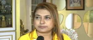 অভিষেক-মহুয়াদের নিশানা করে চাঞ্চল্যকর দাবি শতাব্দী রায়ের, তৃণমূলের বাকি ৮ সাংসদ নিয়ে জল্পনা তুঙ্গে!