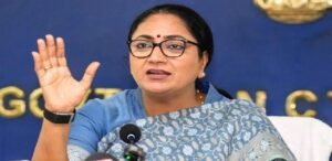 দিল্লিতে বড় প্রশাসনিক পরিবর্তন! ফাইল জট কাটাতে মুখ্যমন্ত্রী রেখা গুপ্তার মাস্টারস্ট্রোক
