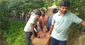 অ্যাম্বুল্যান্স ঢোকে না, চটের বস্তাই ভরসা! আইলার স্মৃতি আঁকড়ে আজও বিচ্ছিন্ন সন্দেশখালির গ্রাম