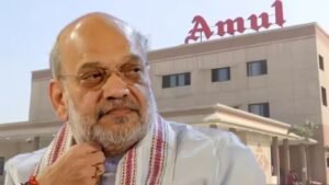 “আগে বলতেন গুজরাত ঢুকতে দেব না!” আমূলের প্রকল্প ঘিরে মমতাকে কটাক্ষ অমিত শাহের