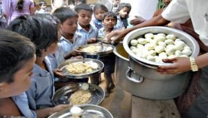 চাপের মুখে নতিস্বীকার নাকি মাস্টারস্ট্রোক? ডিম ফেরানোর সিদ্ধান্তে তোলপাড় রাজ্য রাজনীতি!