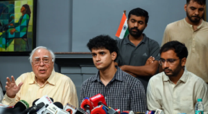 চুক্তিভঙ্গের হুঙ্কার দিতেই নড়েচড়ে বসল কেন্দ্র! গভীর রাতে সিজেপি নেতাদের সঙ্গে দীর্ঘ বৈঠকে বসল সরকার