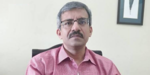 নিট প্রশ্নফাঁস কাণ্ডের মাঝেই কড়া পদক্ষেপ কেন্দ্রের! শিক্ষা সচিব পদ থেকে হঠানো হলো বিনীত যোশীকে