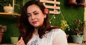 ‘চোখেই দেখিনি, চশমা ছিল না!’ প্রধানমন্ত্রীর কুরুচিকর পোস্টার বিতর্ক নিয়ে সাফাই দিয়েও জেলের মুখোমুখি শ্রীলেখা