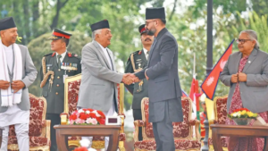 র‍্যাপার থেকে সোজা প্রধানমন্ত্রী! রাষ্ট্রপতির তোয়াক্কা না করে কীভাবে দেশ চালাচ্ছেন নেপালের বালেন শাহ?