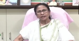 তৃণমূল ছেড়েছেন হেভিওয়েট নেতারা, বেইমানদের জন্য মানুষের কাছে ক্ষমা চাইলেন মমতা!