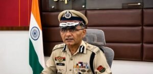 তদন্তের শীর্ষে থাকা আইপিএস অফিসারই শেষ পর্যন্ত রহস্যময় মৃত্যুতে! ত্রিপুরার ডিজিপি অনুরাগ ধনখড়কে নিয়ে চাঞ্চল্য