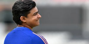 ইংল্যান্ডের বিরুদ্ধে কি অভিষেক হবে না? বৈভব সূর্যবংশীর ‘অবাধ্য’ বসিয়ে রাখা নিয়ে তোলপাড়!