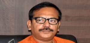 কাউকে বাঁচাতে রিপোর্ট চাপা দিয়েছিলেন মমতা? অরূপ বিশ্বাসের সাক্ষাৎকারে চাঞ্চল্যকর দাবি!
