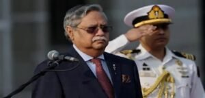 হাসিনার সঙ্গে গোপন যোগাযোগই কাল হল! মেয়াদ ফুরনোর আগেই কি পদত্যাগ করছেন বাংলাদেশের রাষ্ট্রপতি?