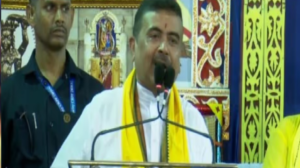 ‘পাপ কাজ থেকে বিরত থাকতে গীতা পড়াতে হবে,’ সমাজ সংস্কার নিয়ে কী বললেন মুখ্যমন্ত্রী?