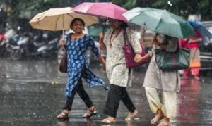 বৃষ্টি থামবে কবে? ঝাড়খণ্ড-বিহারের দিকে বাঁক নিচ্ছে নিম্নচাপ, বাংলার আবহাওয়া নিয়ে বড় পূর্বাভাস!