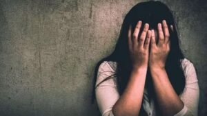 ‘মুডটাই নষ্ট করে দিলে,’ হানিমুনে ঋতুস্রাব নিয়ে তুলকালাম কাণ্ড স্বামীর, স্ত্রীকে অকথ্য নির্যাতন!