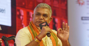 বামেই ছারপোকা-আরশোলা তৈরি করে! ‘ককরোচ জনতা পার্টি’ আন্দোলন নিয়ে বিস্ফোরক মন্তব্য দিলীপ ঘোষের
