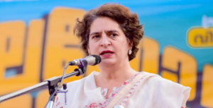 ছাত্র বিক্ষোভে গুলি-লাঠিচার্জ, বিহারে ব্যবহার হয়েছে AK-47! সরকারকে কাঠগড়ায় তুলে বিস্ফোরক প্রিয়াঙ্কা গান্ধী