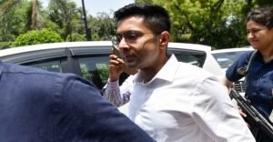 গ্যাস কাটার নিয়ে সোজা অফিসে হানা! ক্যামাক স্ট্রিটে তুলকালাম কাণ্ডের পর বিস্ফোরক অভিষেক বন্দ্যোপাধ্যায়