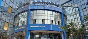ডাক্তার নন, রক্তদান শিবিরে পাঠানো হত মেডিক্যাল পড়ুয়াদের! ১২০০ টাকার মধ্যে পকেটে কত যেত ছাত্রনেতাদের?
