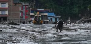 রসুয়ার প্রলয়ংকরী বন্যায় কোথায় হারিয়ে গেলেন তীর্থযাত্রীরা? নিখোঁজ তালিকার অঙ্ক দেখে শিউরে উঠবেন