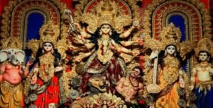 মণ্ডপে আমিষ নিষিদ্ধ থেকে প্রতিমা বদল মানা হবে না! পুজোর মুখে বড় বিতর্কে জড়াল ভিএইচপি