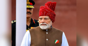 লালকেল্লার মঞ্চে প্রধানমন্ত্রীর ফ্যাশন ম্যাজিক! নরেন্দ্র মোদীর এদিনের সাজে লুকিয়ে কোন বিশেষ বার্তা?