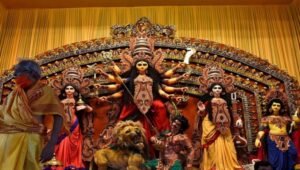 পুজোয় ঢালাও অনুদান বন্ধ! নতুন সরকারের কোন ঘোষণায় ঘুম উড়েছে পুজো উদ্যোক্তাদের?