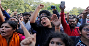 টাইপিং টেস্টে মারাত্মক প্রযুক্তিগত ত্রুটি! প্রশ্ন ফাঁসের অভিযোগে ধুন্ধুমার কাণ্ড, বড় আন্দোলনে নামলেন পড়ুয়ারা