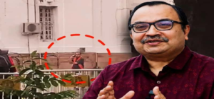 গেরুয়া উত্তরীয় পরে বিধানসভায় কুণাল ঘোষ! তবে কি তৃণমূলে ভাঙন নাকি নতুন সমীকরণ?