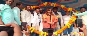 গলসিতে কংগ্রেসের সাংগঠনিক সভায় তুমুল হাঙ্গামা! চেয়ার-টেবিল ভাঙচুর, হাতাহাতিতে জড়িয়ে পড়ল দুই শিবির!