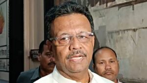ফিরহাদ হাকিমের সংস্থায় হানা তদন্ত কমিশনের! দেড় ঘণ্টা ধরে চলল ম্যারাথন তল্লাশি