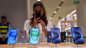 “১০ হাজারের 5G ফোন এখন ২০ হাজার!”-হু হু করে দাম বাড়ার নেপথ্যে আসল কারণ কী?