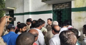 “৫ মাস বেতন পাইনি, আর পারছি না…” স্কুলের বন্ধ ঘরে পিআরডি জোয়ানের চরম পদক্ষেপ! ৪ সন্তানের কান্নায় ভাসল গ্রাম