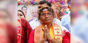 ‘বিচার ব্যবস্থা কোনো দিকেই এগোচ্ছে না!’ ক্ষোভে ফেটে পড়লেন আরজি কর নির্যাতিতার মা