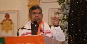 হেমন্ত সরকারের বিরুদ্ধে ফুঁসে উঠল বিজেপি! হাজারও শিক্ষার্থীর ওপর এফআইআর ঘিরে রাজ্যে চরম রাজনৈতিক লড়াই