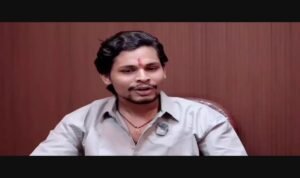 ‘পুলিশ বা মন্ত্রীর দয়ায় নয়, বেঁচেছি আত্মরক্ষায়!’ সগর্বে স্বীকারোক্তির পরেই মোক্ষম চালে পাকড়াও পডকাস্টার স্বতন্ত্র