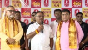 ‘পুজোয় বিভিন্ন জায়গায় বাধা আসবে!’ পশ্চিমবঙ্গের দুর্গোৎসব নিয়ে মারাত্মক ভবিষ্যদ্বাণী শমীক ভট্টাচার্যের