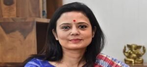 মহুয়া মৈত্র বনাম স্থানীয় তৃণমূল বিধায়ক! নিজের সংসদীয় এলাকায় পরপর বিক্ষোভের মুখে পড়ে হাইকোর্টের শরণাপন্ন সাংসদ