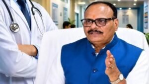 ডাক্তারদের আকাল দূর করতে মোক্ষম দাওয়াই! অবসরের পরেও কি আর চাকরি ছাড়তে হবে না চিকিৎসকদের?