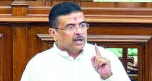 “কাউকে ছাড়ব না, জ্ঞানীদের প্রান্তিক ক্যাম্পাসে পাঠাব!” বিধানসভায় শিক্ষকদের কড়া বার্তা দিয়ে আর কী বললেন শুভেন্দু?