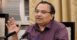 “বিনা নোটিসে আমাকে সরালেন!” নন্দীগ্রাম নিয়ে বিস্ফোরক মন্তব্য করে কালীঘাটের ঘুম উড়িয়ে দিলেন কুণাল?