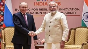 ব্রিকসের মঞ্চে মোদির মাস্টারস্ট্রোক! রুশ প্রেসিডেন্টের হাতে কোন রহস্যময় বই তুলে দিলেন প্রধানমন্ত্রী?