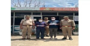 ভগবানের আশীর্বাদ মেলেনি, রাগে পুরোহিতকে তুলে নিয়ে গিয়ে ঘরে বন্ধ করে রাখল ভুক্তভোগীরা!
