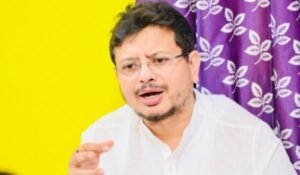 মমতা প্রাক-শর্ত মানেননি! প্রতীক মেলেনি, তাও কার জোরে নন্দীগ্রামে বাজি ধরলেন ঋতব্রত?