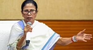 কুণালের গাড়িতে হামলা-ভাঙচুর! অন্য পথে কড়া নিরাপত্তায় শ্রীরামপুর রওনা মমতা, ক্ষোভে ফুটছে রাজনীতি