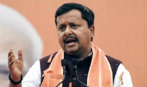 ‘ছবি তোলার আগে দশবার ভাবুন!’ কাদের সঙ্গে সেলফি তুললে ফেঁসে যেতে পারেন বিজেপি বিধায়করা?