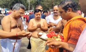 ম্যারাথন বৈঠকের মাঝেই আকস্মিক গঙ্গাসাগরে বিজেপির সর্বভারতীয় সভাপতি! নীতীন নবীনের সফর ঘিরে তুঙ্গে জল্পনা