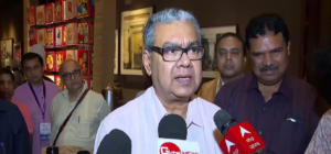 ‘টাকার বিনিময়ে নিজের ডিউটি বিক্রি করছে! জুনিয়র ডাক্তারদের একাংশকে চরম আক্রমণ স্বাস্থ্যমন্ত্রীর’
