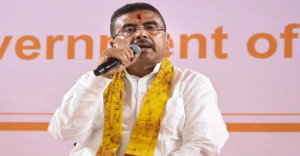 শিক্ষকতায় বিরাট বদল! নতুন চাকরি পেলেই বন্ধ রাজনীতির রাস্তা, সরকার দিল কড়া বার্তা