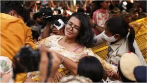 কনট প্লেসে আধা সেনার বুটের শব্দ, মান্ডি হাউস থেকে আটক বহু! হঠাৎ কী ঘটল দিল্লিতে?