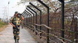 সীমান্ত সুরক্ষায় নবান্নের বড় পদক্ষেপ! কাঁটাতারের বেড়া লাগাতে দ্রুত জমি অধিগ্রহণের কড়া নির্দেশ রাজ্যের