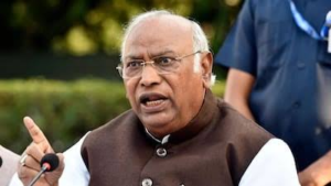 দেশের সব নির্বাচন অবৈধ! লোকসভা ও বিধানসভা ভেঙে ফের ভোট করানোর দাবিতে খাড়গের বিস্ফোরক মন্তব্যে তোলপাড়।